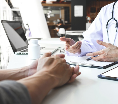 Jak rokuje współistnienie szpiczaka plazmocytowego z amyloidozą łańcuchów lekkich?